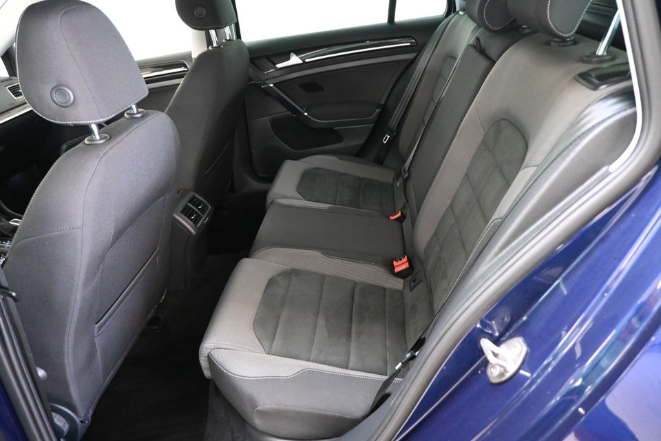 VW Golf VII 1,5 TSi 150 Highline Connect Variant DSG 5d