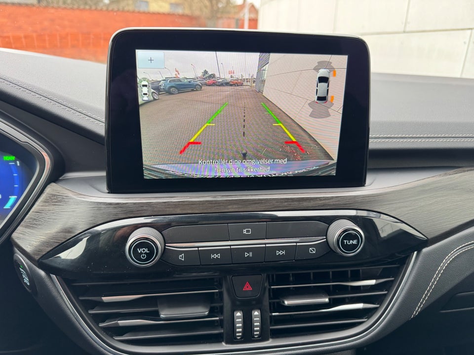 Ford Kuga 2,5 PHEV Vignale CVT 5d