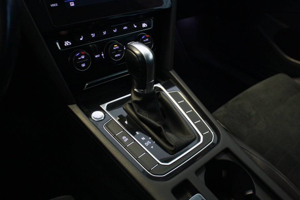 VW Passat 1,5 TSi 150 Highline Premium Variant DSG 5d