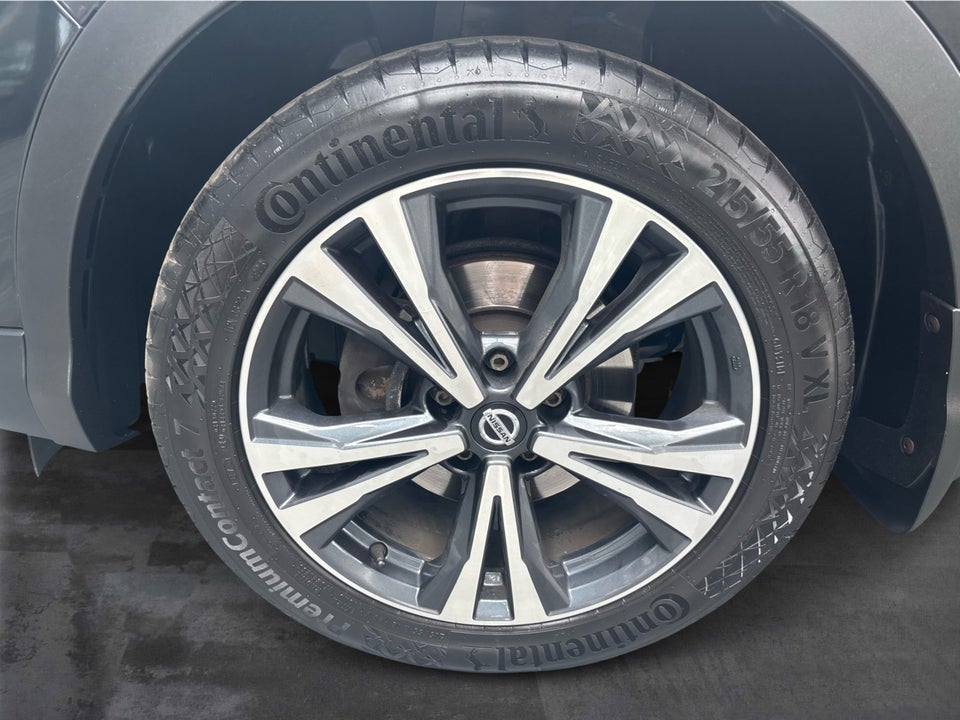 Nissan Qashqai 1,3 Dig-T 160 N-Connecta 5d