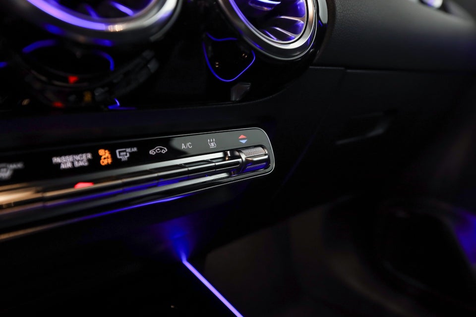 Mercedes EQA350 AMG Advance Plus 4Matic 5d