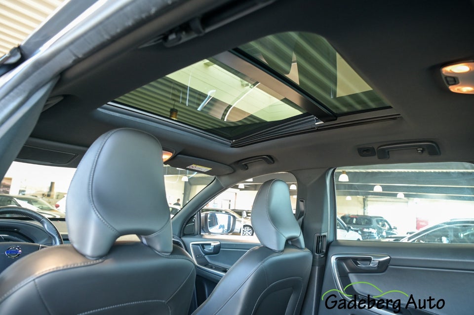 Volvo XC60 2,0 D4 190 Summum aut. 5d