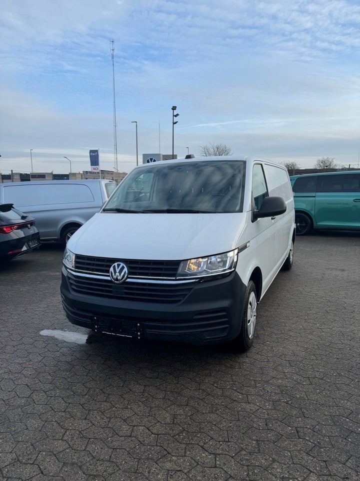 VW Transporter 2,0 TDi 150 Kassevogn DSG lang