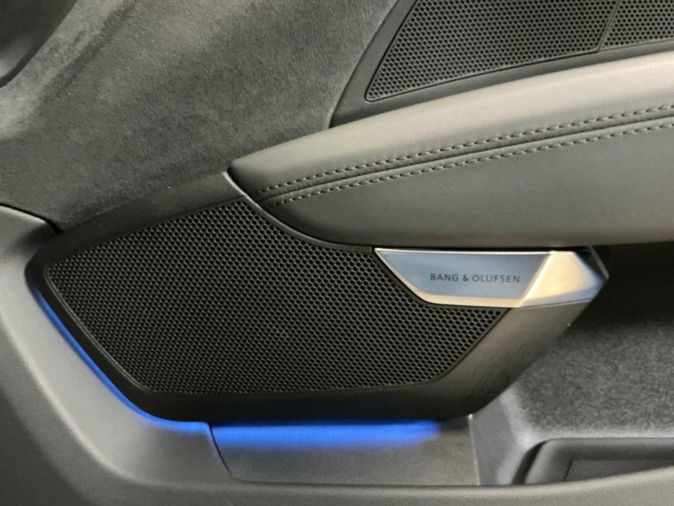 Audi e-tron GT quattro 4d