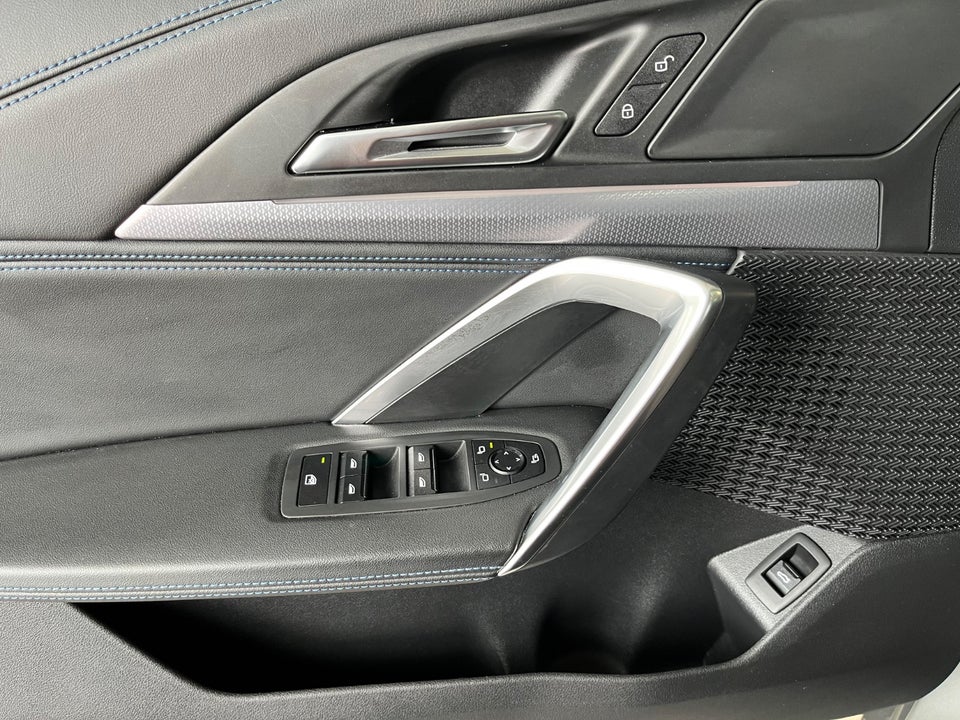 BMW iX1 eDrive20 M-Sport 5d