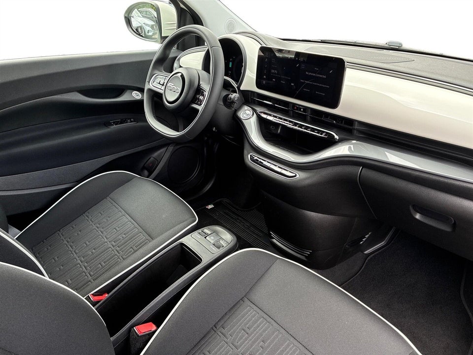 Fiat 500e 42 Icon 3d