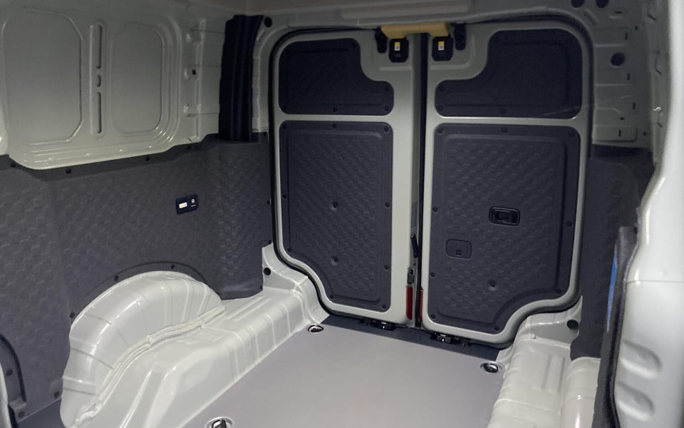 Kia PV5 71 Long Range Work Pro