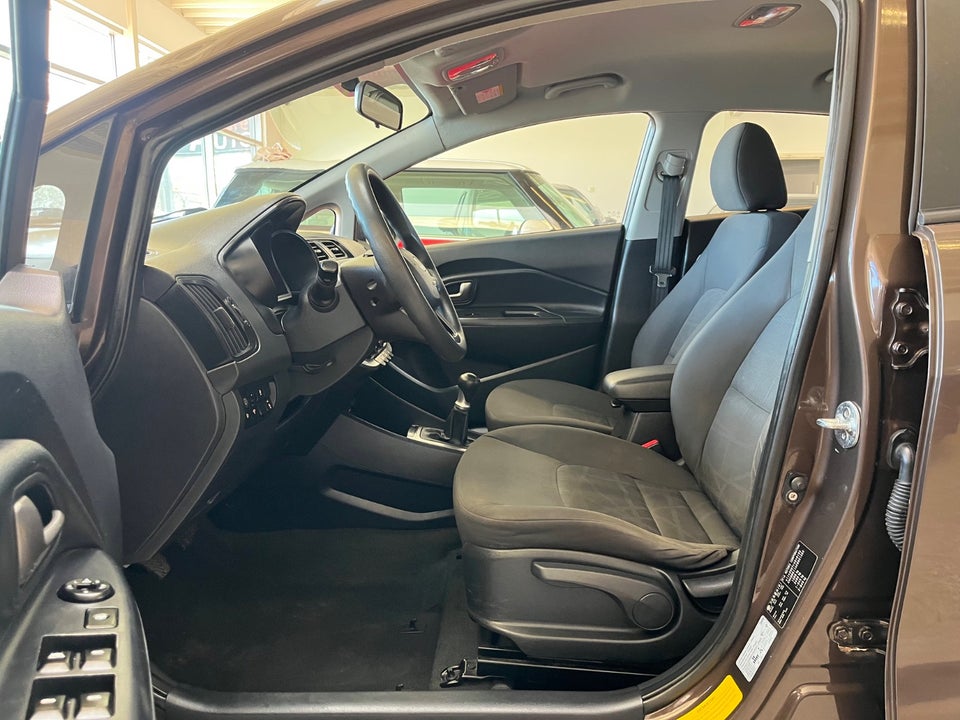 Kia Rio 1,2 CVVT Active 5d