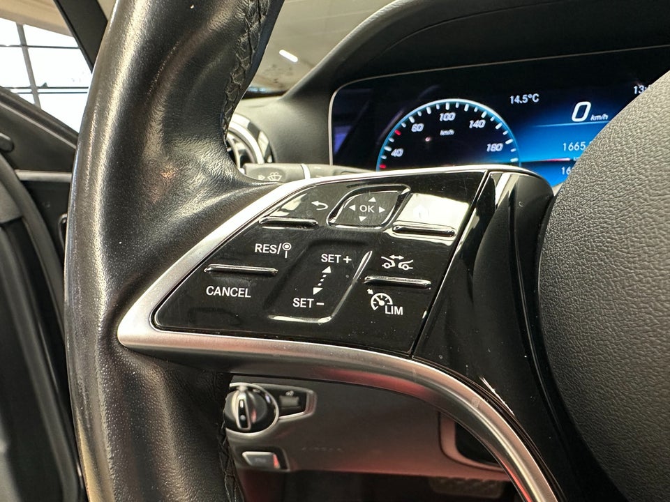 Mercedes E300 de 2,0 stc. aut. 5d