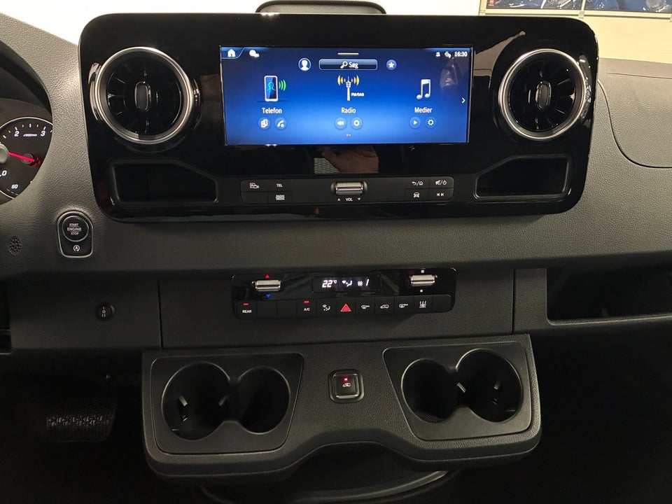 Mercedes Sprinter 317 2,0 CDi A2 Tourer PRO aut. RWD