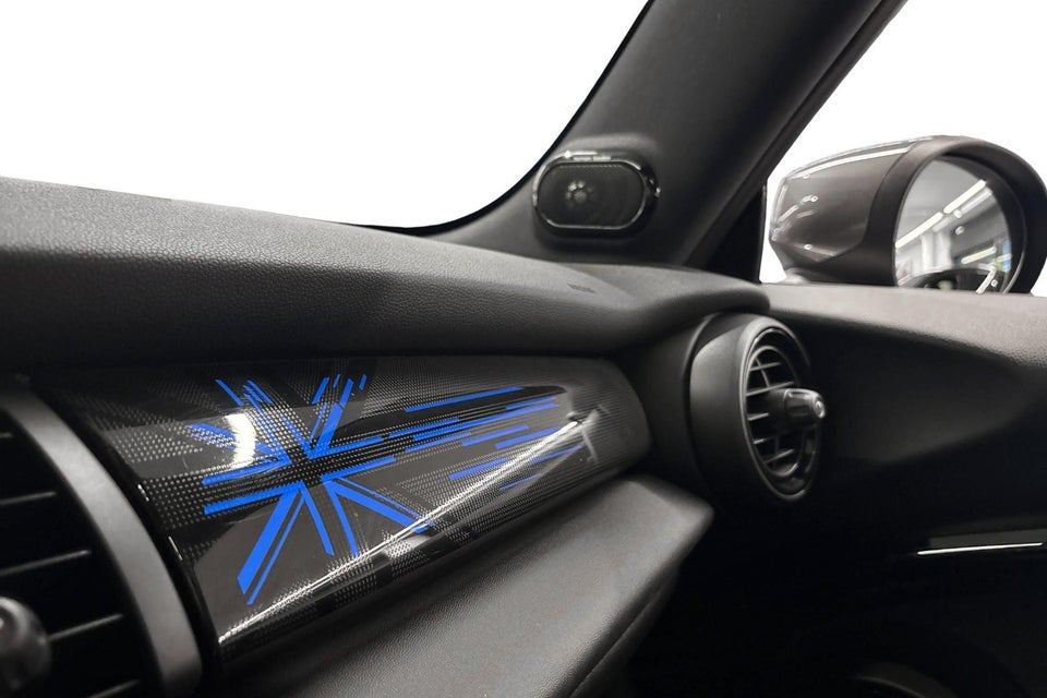 MINI Cooper SE Maximise 3d