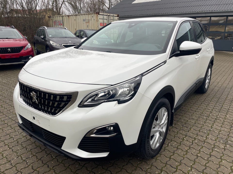 Peugeot 3008 1,2 e-THP 130 Active 5d