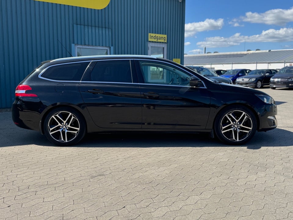 Peugeot 308 1,6 BlueHDi 120 Allure Sky SW EAT6 5d