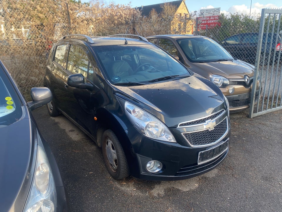 Chevrolet Spark 1,0 LS 5d