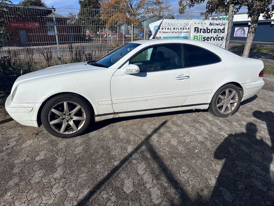Mercedes CLK320 3,2 Elegance Coupé aut. 2d