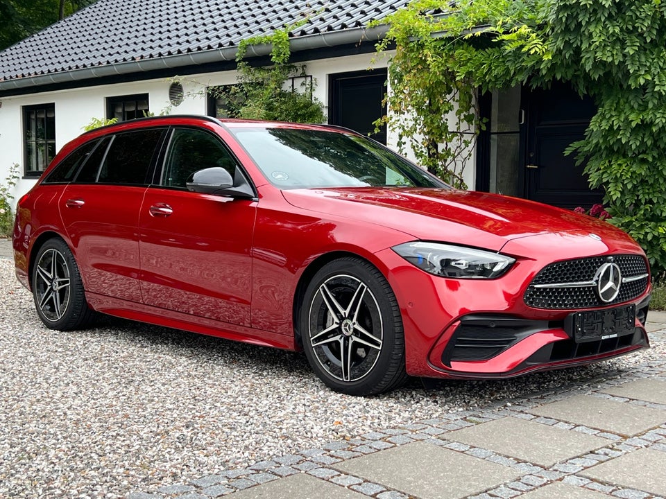 Mercedes C300 d 2,0 AMG Line stc. aut. 5d