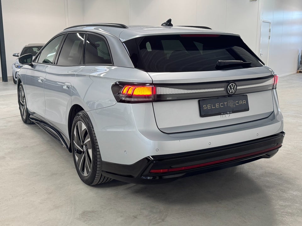 VW ID.7 77 Style Tourer 5d