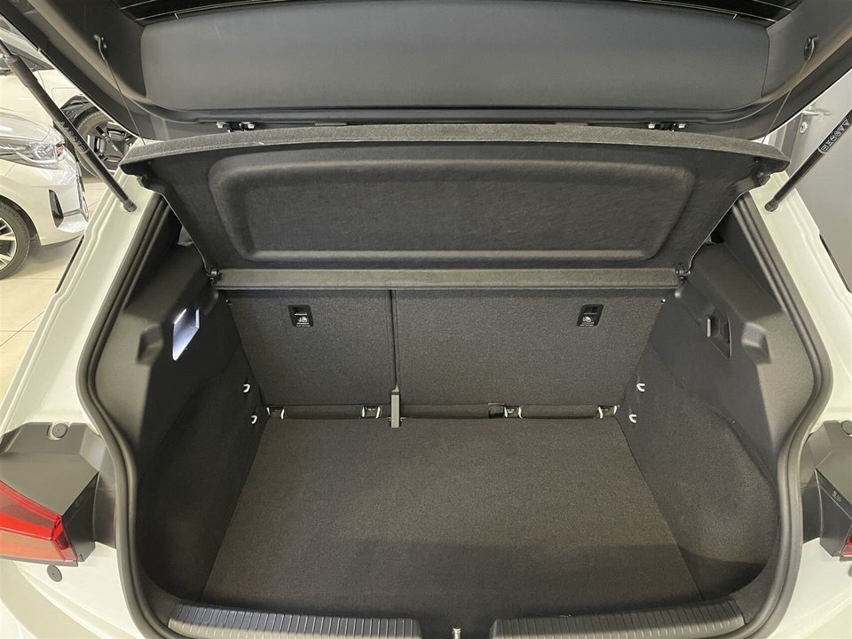 Cupra Born 59 e-Boost 5d