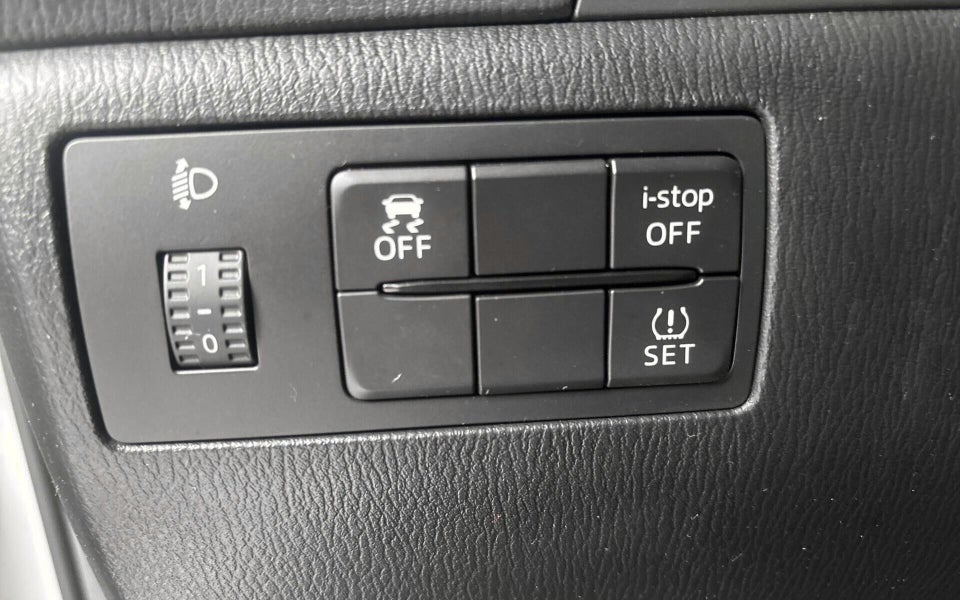 Mazda 3 2,0 SkyActiv-G 120 Vision 5d