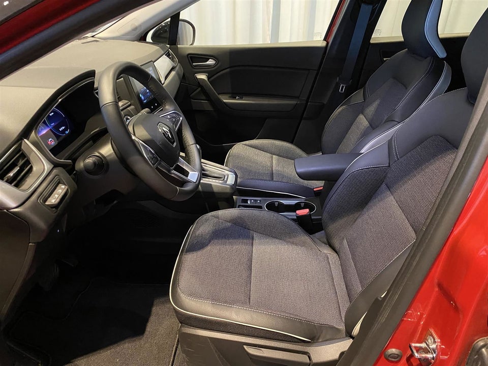 Renault Captur 1,6 E-Tech Intens 5d