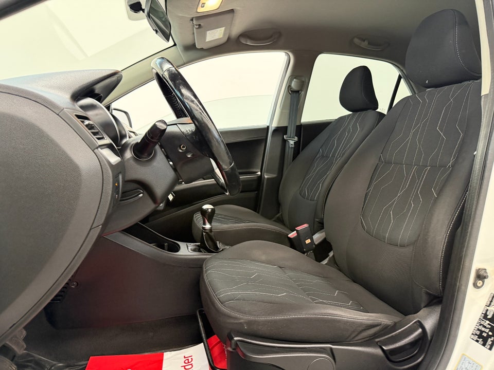 Kia Picanto 1,0 Attraction 5d