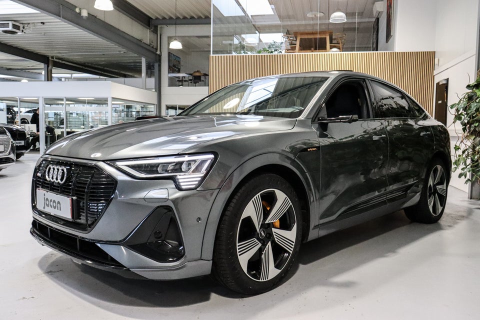 Audi e-tron 55 S-line Sportback quattro 5d
