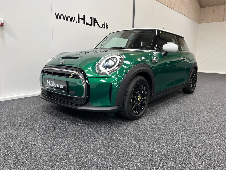 MINI Cooper SE Classic Trim 3d