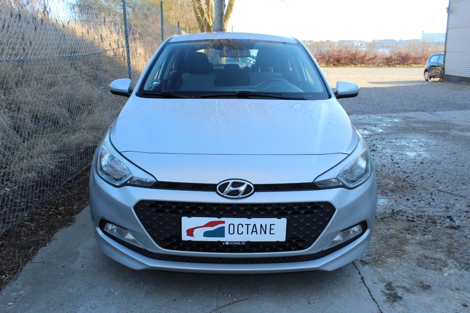 Hyundai i20 1,4 CRDi 90 Trend 5d