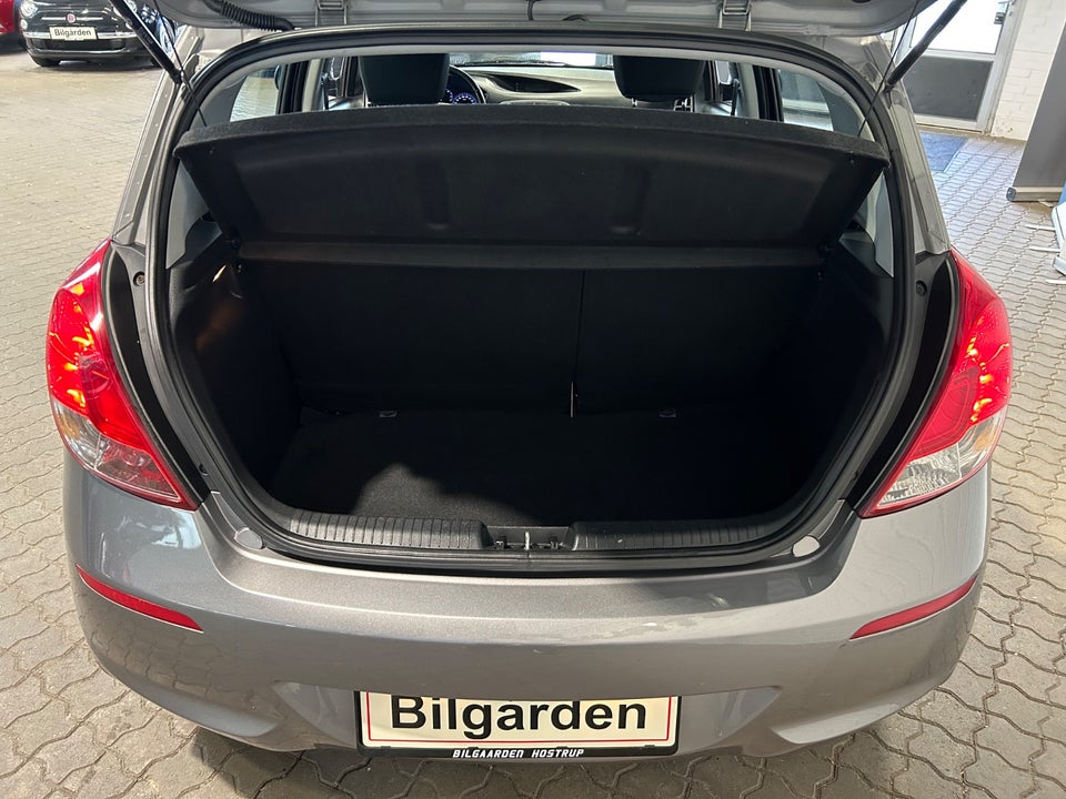 Hyundai i20 1,25 Classic XTR 5d