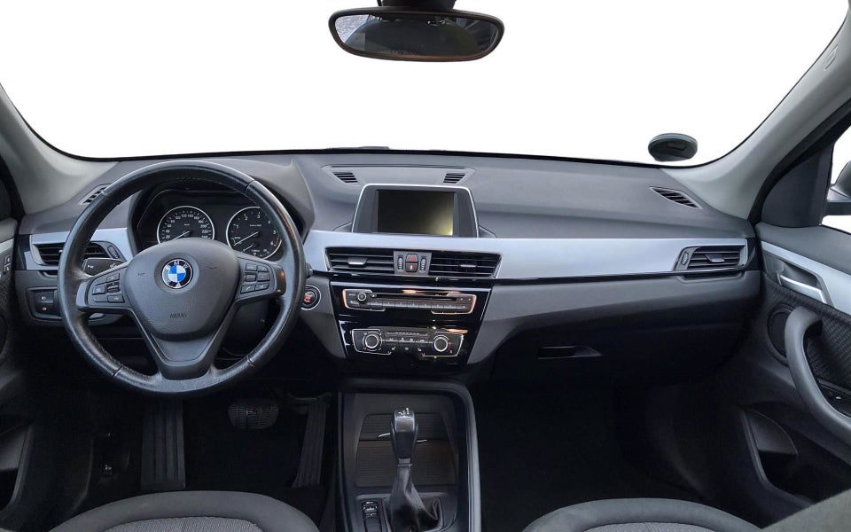 BMW X1 2,0 sDrive18d Advantage aut. 5d