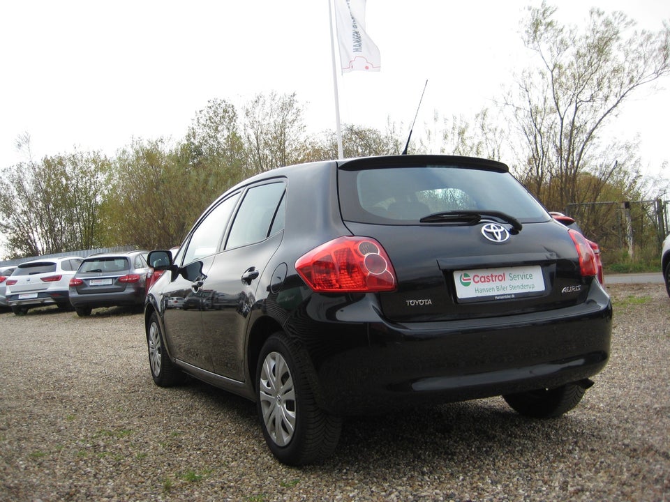 Toyota Auris 1,6 T2 5d