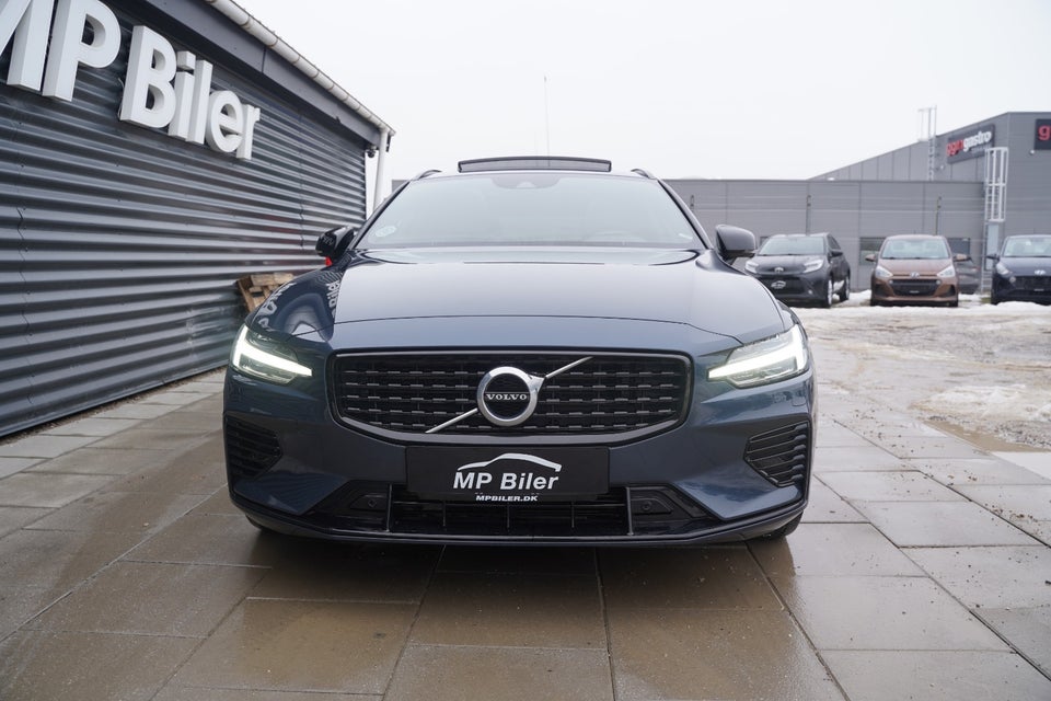 Volvo V60 2,0 T6 ReCharge R-Design aut. AWD 5d