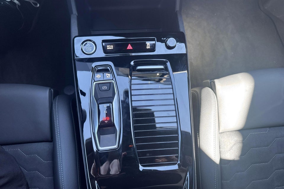 Audi A6 e-tron S-line plus performance Avant 5d