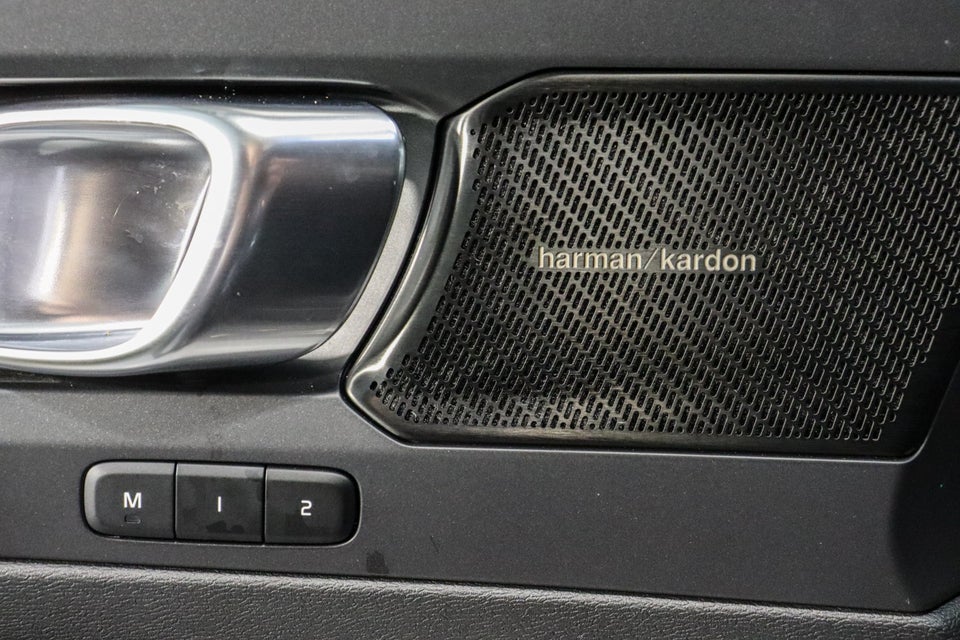 Volvo XC40 P6 ReCharge Plus 5d