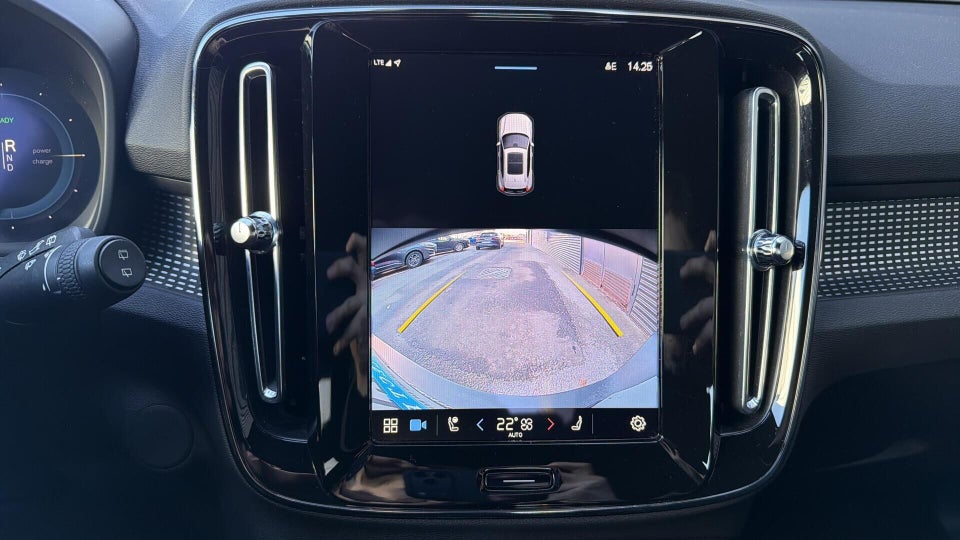 Volvo XC40 P6 ReCharge Plus 5d