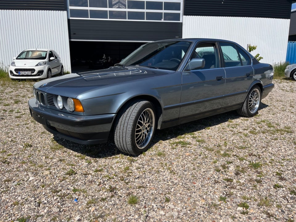 BMW 525i 2,5  4d