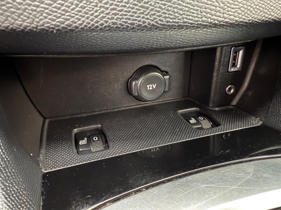 Peugeot 308 1,6 BlueHDi 120 Style SW 5d