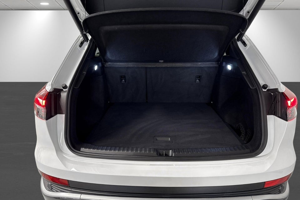 Audi Q4 e-tron 40  5d