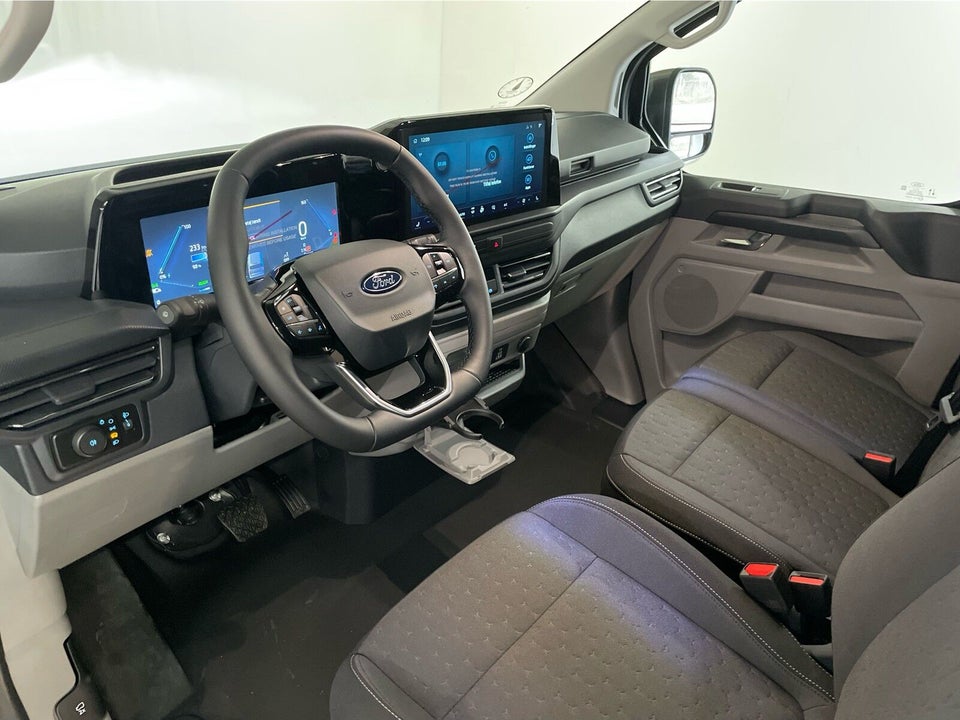 Ford E-Transit Custom 320S 64 Limited