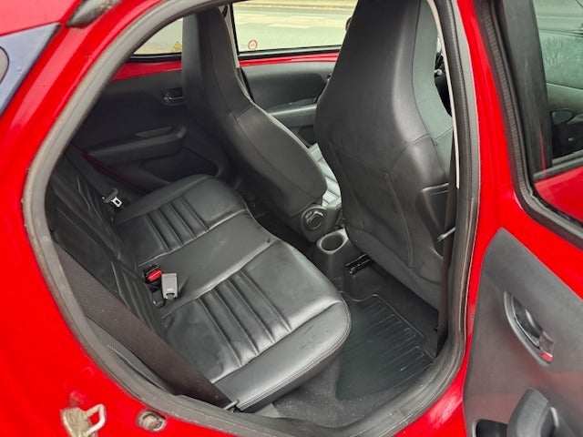 Toyota Aygo 1,0 VVT-i x-cellence 5d