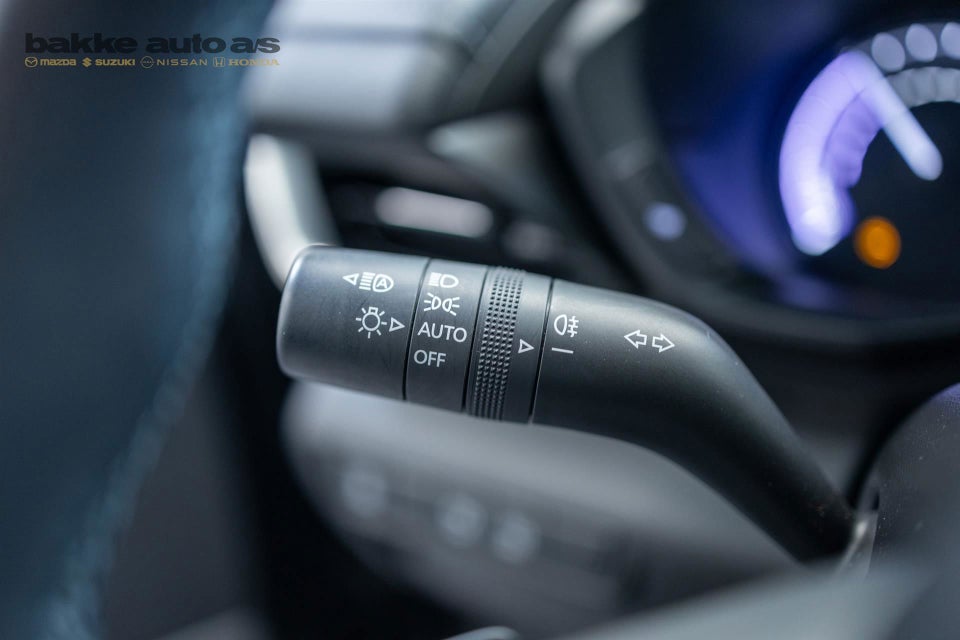 Mazda MX-30 e-SkyActiv Sky 5d