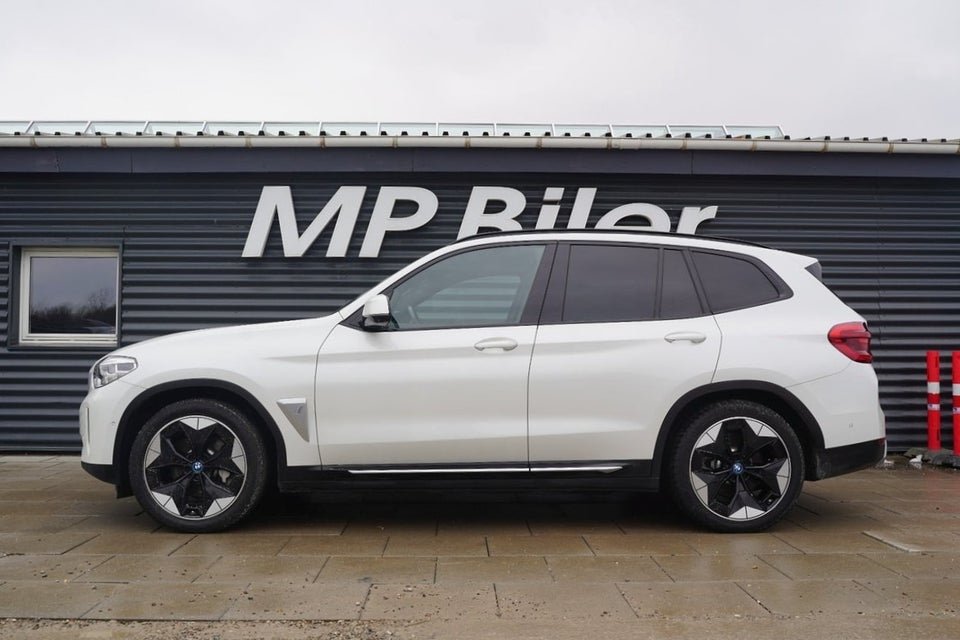 BMW iX3 Inspiring 5d