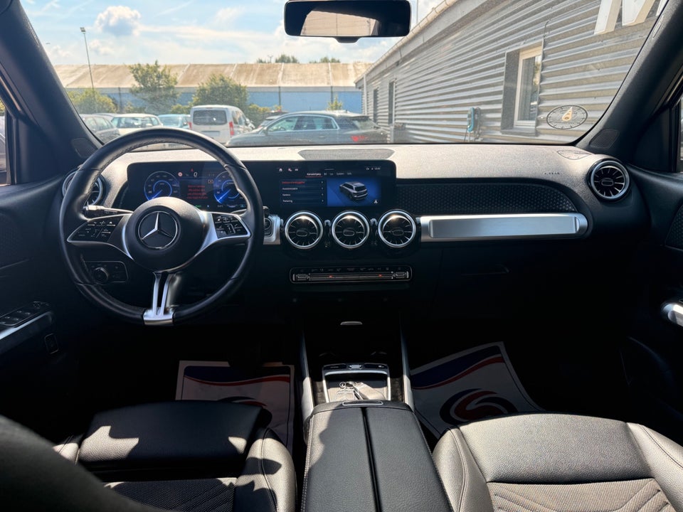 Mercedes EQB250+ Progressive 5d