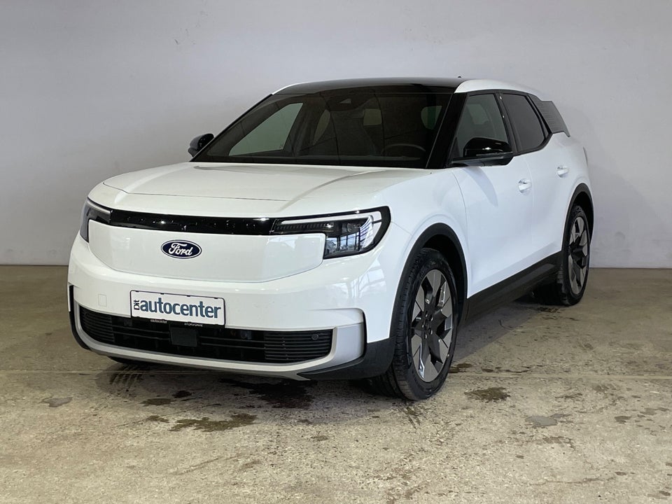 Ford Explorer 82 Premium Extended Range 5d