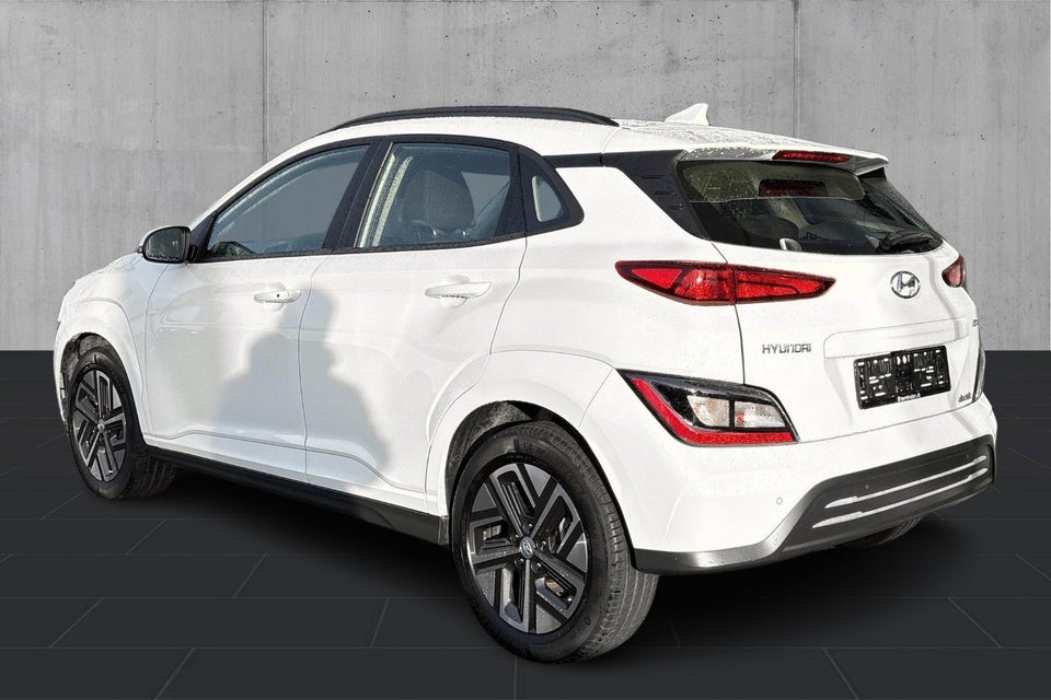 Hyundai Kona 39 EV Select 5d