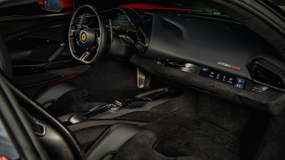 Ferrari 296 GTB 2,9 DCT 2d