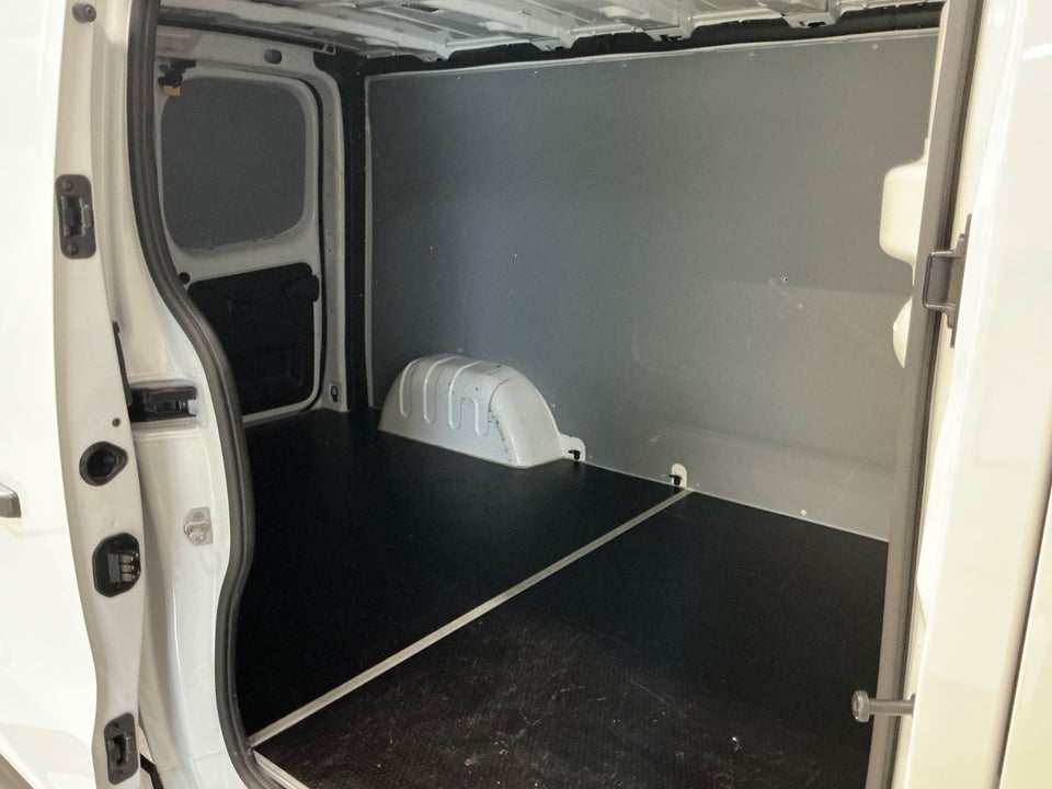 Renault Trafic 2,0 dCi 130 L2H1