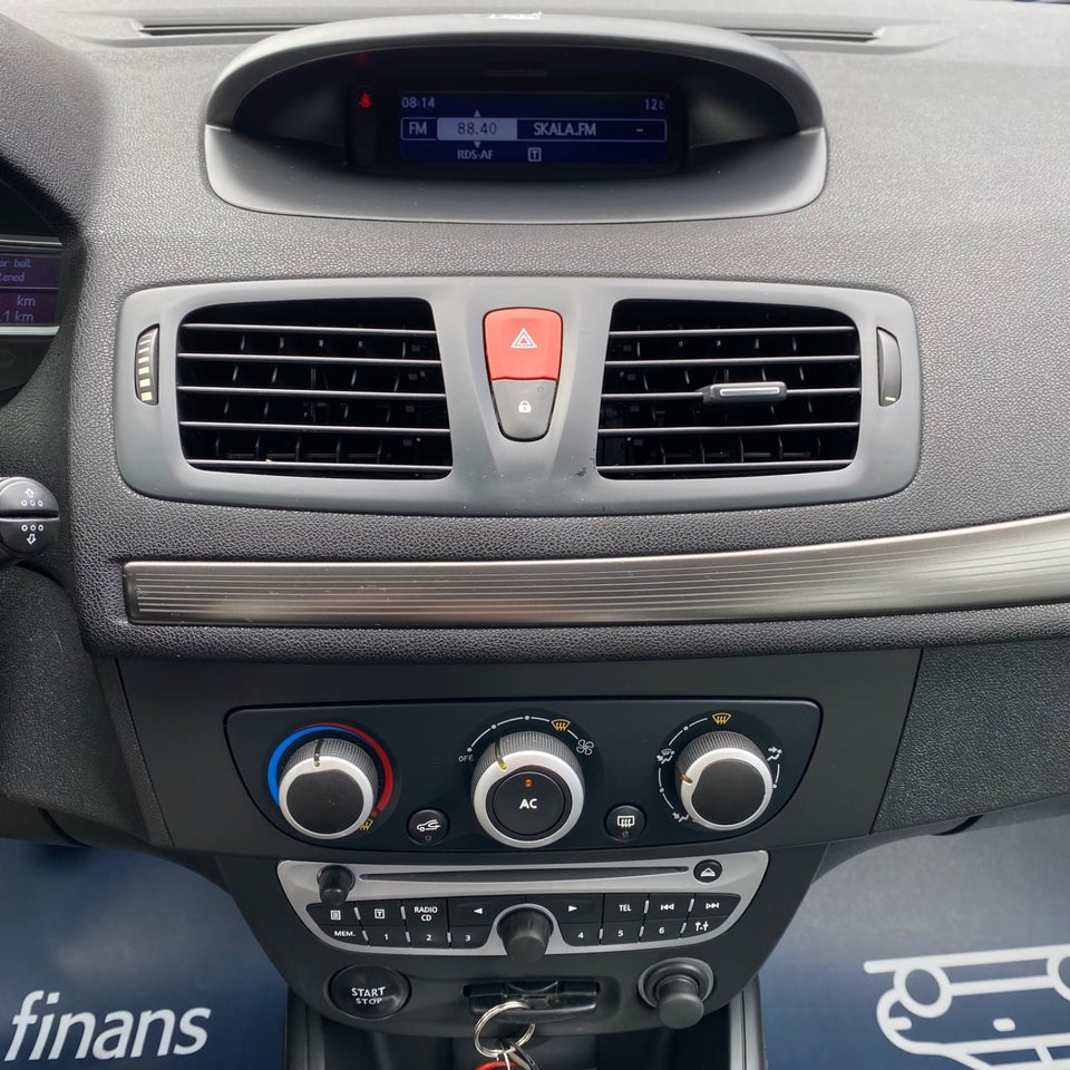 Renault Megane III 1,5 dCi 90 Authentique 5d