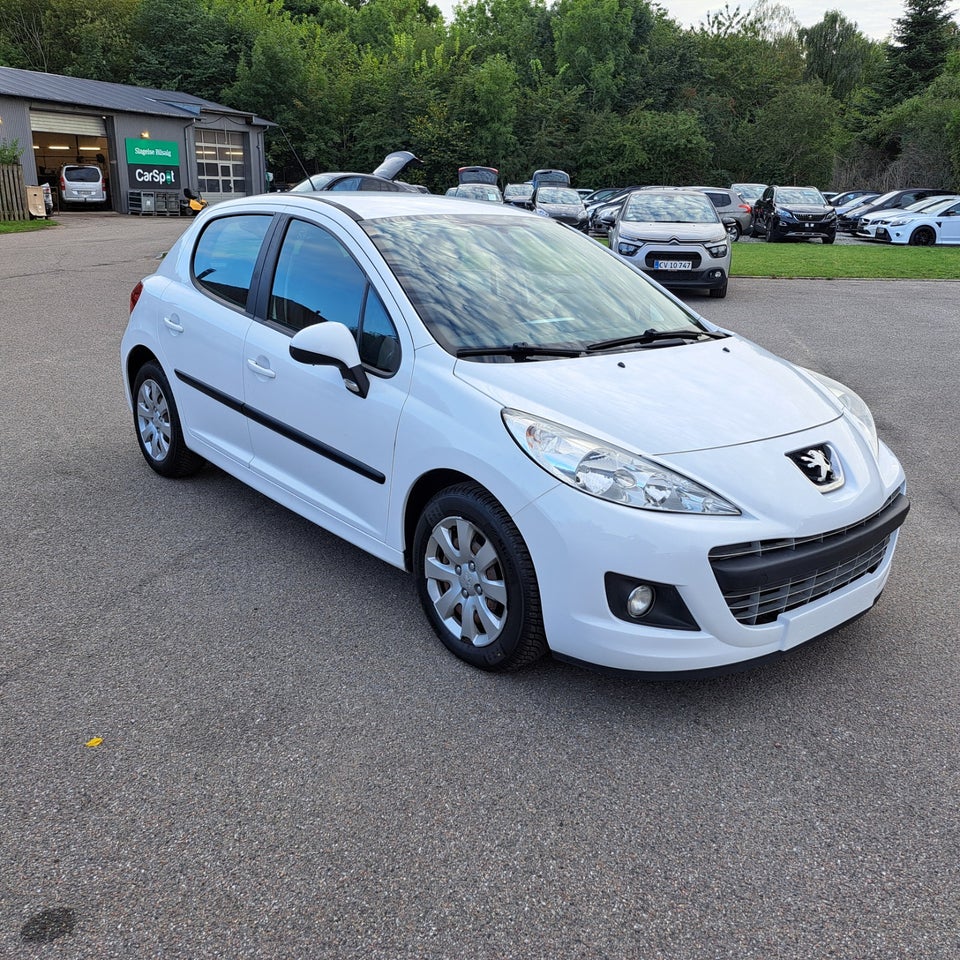 Peugeot 207 1,4 HDi 5d