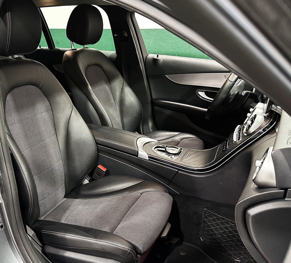 Mercedes C220 d 2,0 Avantgarde stc. aut. 5d